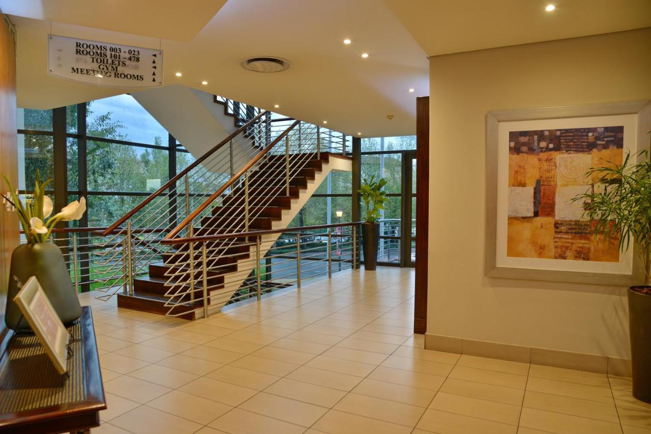 City Lodge Hotel Fourways Extérieur photo