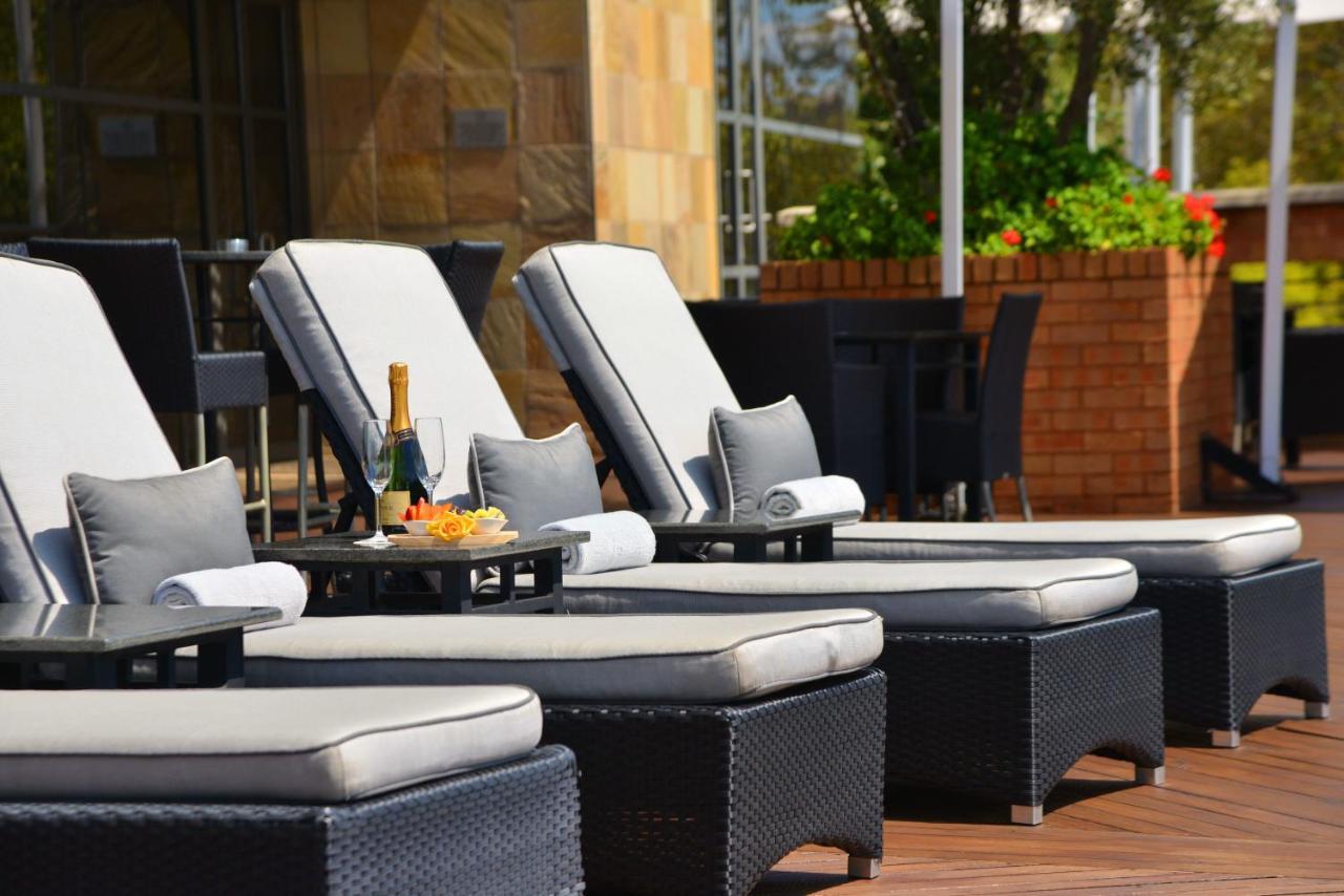 City Lodge Hotel Fourways Extérieur photo