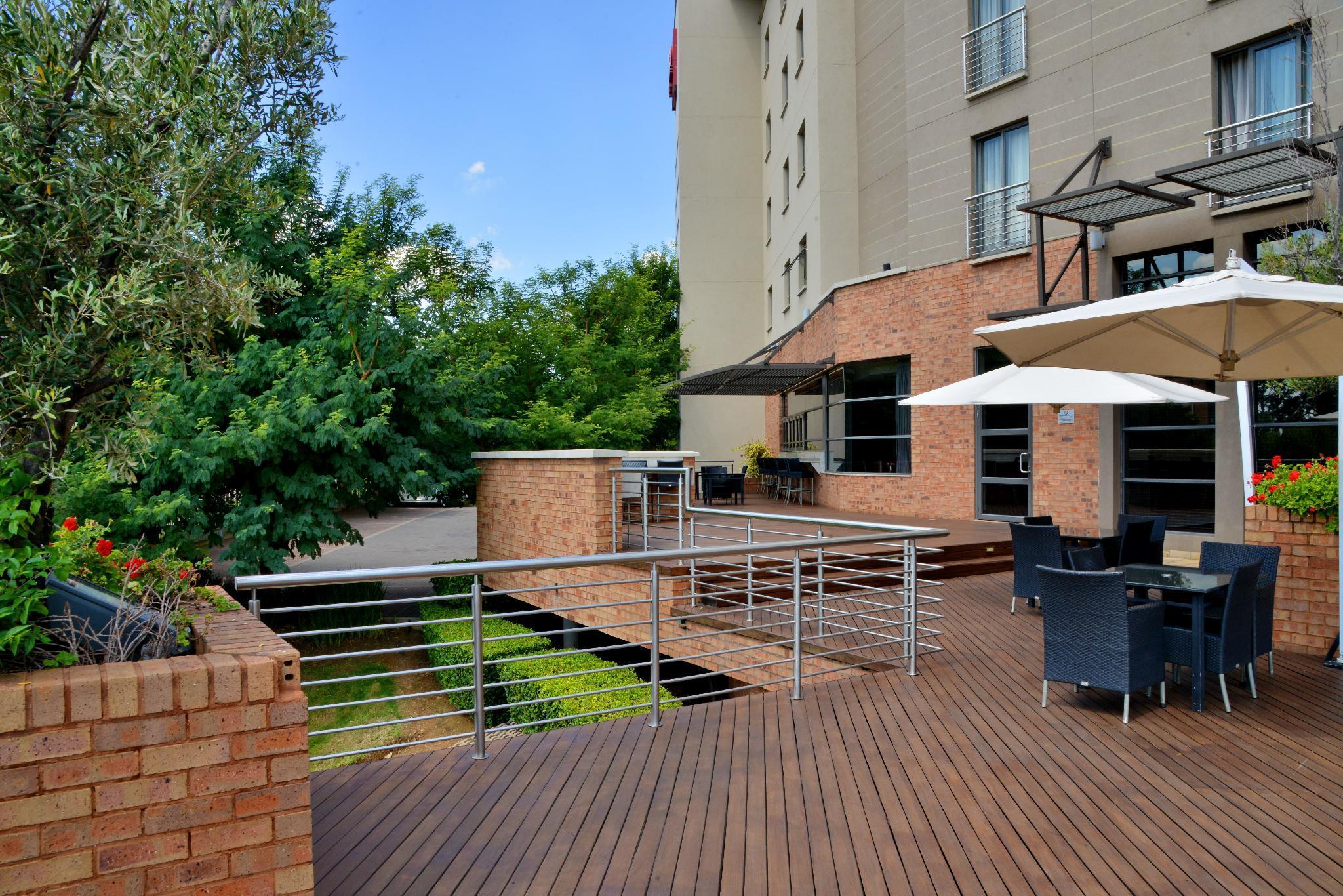 City Lodge Hotel Fourways Extérieur photo