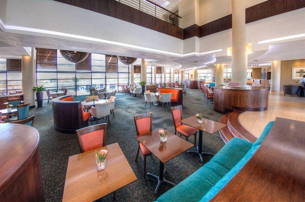 City Lodge Hotel Fourways Extérieur photo